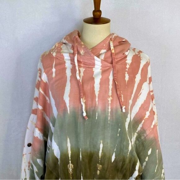 YOUNG FABULOUS AND BROKE RAISSA CROPPED TIE  DYE HOODIE - Picture 2 of 15